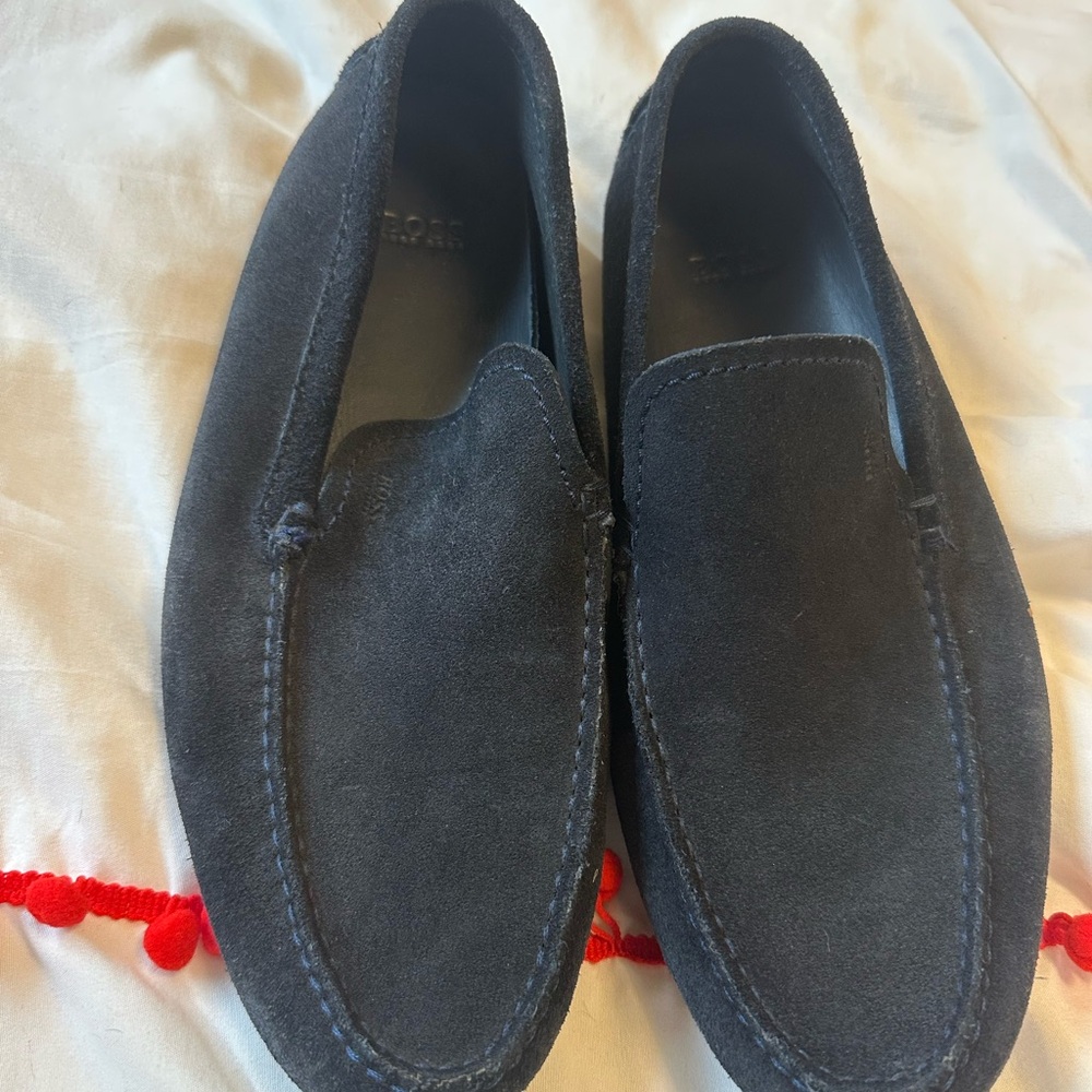 HUGO BOSS - Men SIZE 7 Suede loafers